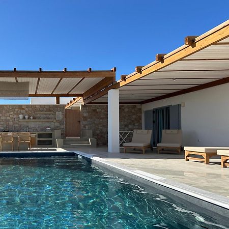 Adriana Luxury Villas Αδάμας Εξωτερικό φωτογραφία
