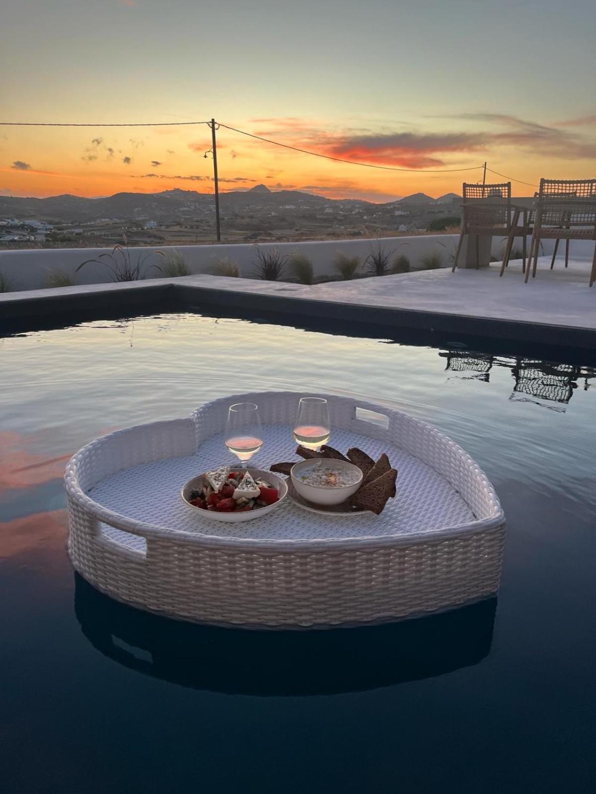 Adriana Luxury Villas Αδάμας Εξωτερικό φωτογραφία