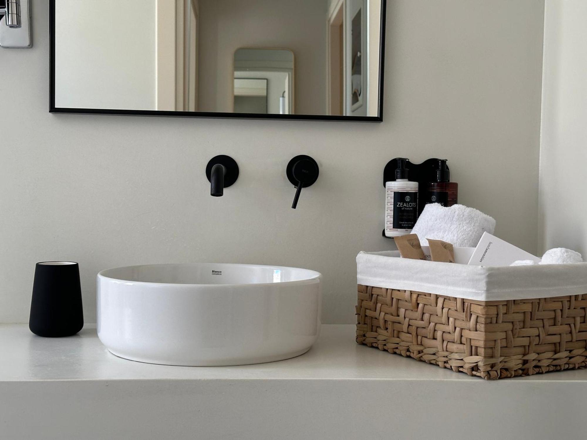 Adriana Luxury Villas Αδάμας Εξωτερικό φωτογραφία
